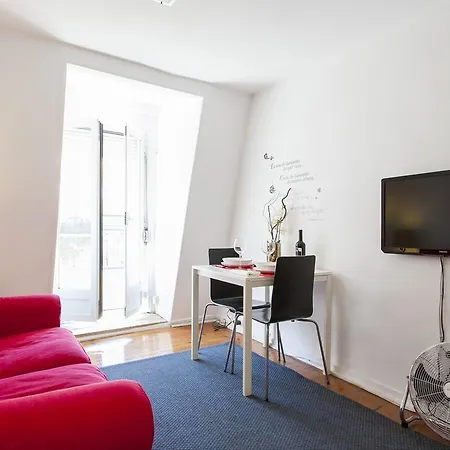 Travel And Tales Principe Real Apartmán