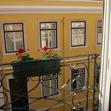 Apartamento Travel And Tales Principe Real *